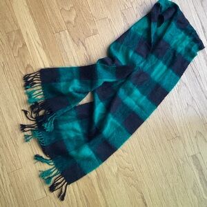 Plaid Green and Black Scarf